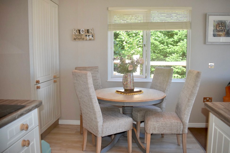 Tawny Lodge dining table Tawny Lodge dining table