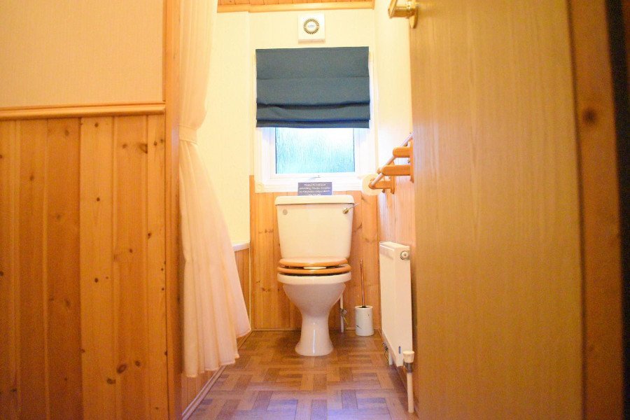 Bray Lodge toilet